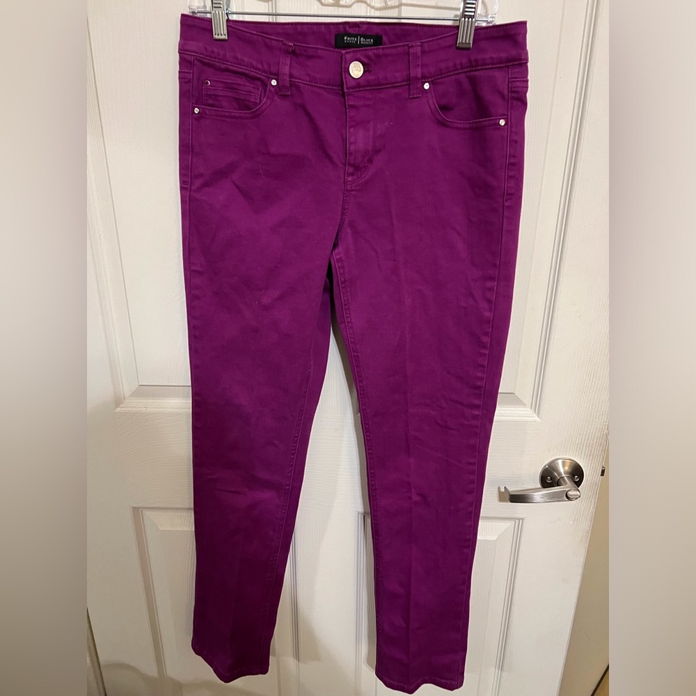 White House Black Market Straight Leg Jeans sz 6